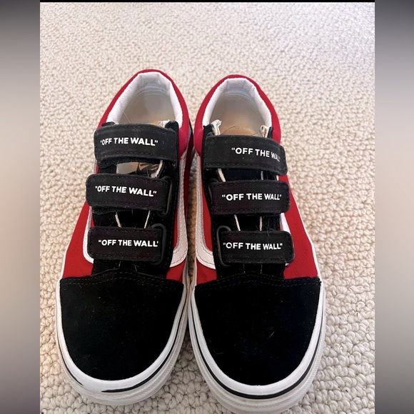Boys suede Velcro Vans - Picture 2 of 4